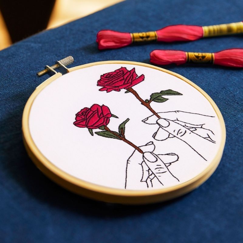 DMC  Rose in Hands by Jenni Davis Easy Embroidery Kit