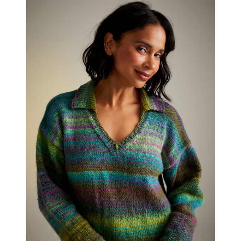 Sirdar MIDNIGHT GARDEN SWEATER IN SIRDAR JEWELSPUN ARAN