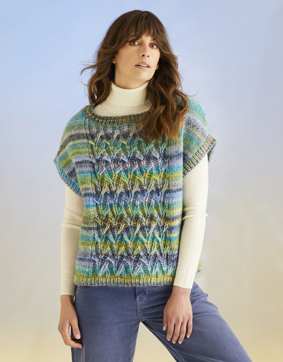 Coarl Reef Vest in Sirdar Jewelspun With Wool Chunky