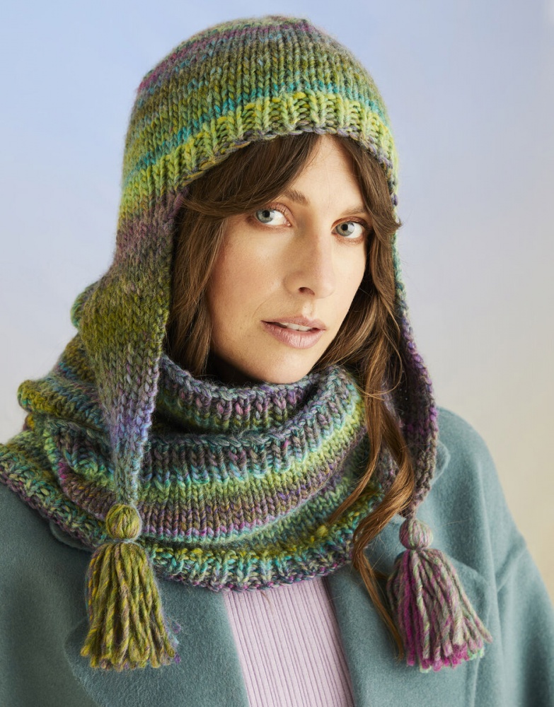 Anemone Hat and Snood in Sirdar Jewelspun With Wool Chunky